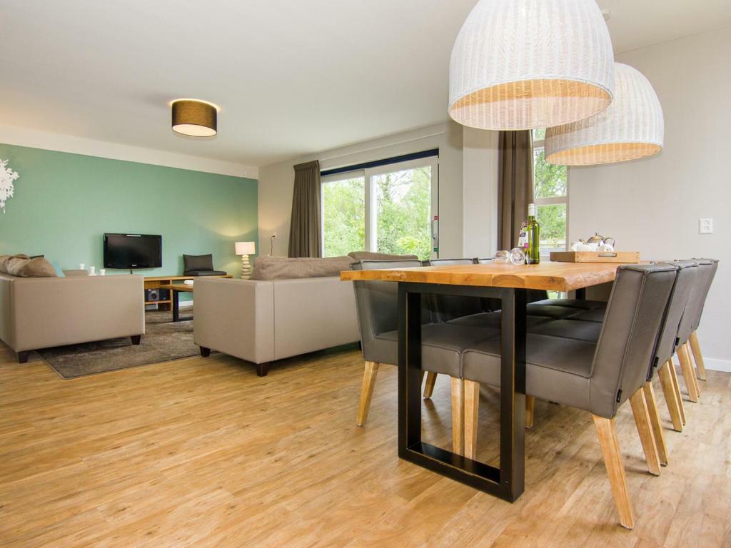 Landal Ooghduyne Hotel Джулианадорп Екстериор снимка